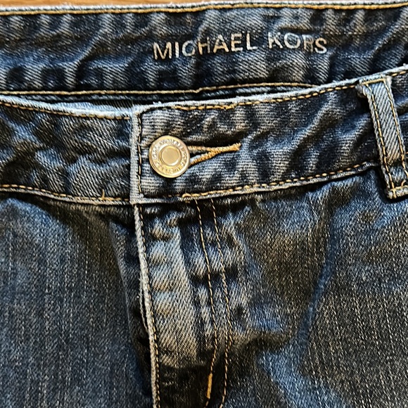 Cute “rugged look” Michael Kors jeans with manufactured “wear” and “tear” EUC - Picture 6 of 10